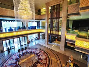 New Century Grand Hotel Luohe Henghui - Image 3
