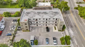 Renzzi Wynwood Apartments - Image 5