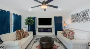 Luxury Stay Near Downtown Bakersfield - Image 3