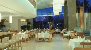Lanna Palace 2004 - Image 4