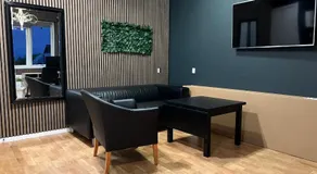 HPI Apartments - Image 3