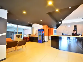 H2 Hotel - Image 4