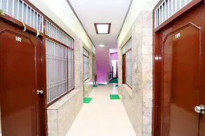 SPOT ON 40709 Hotel King - Image 3