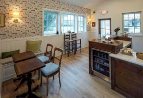 Rochambeau Roadside Inn - Image 2