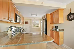 Sunny 1BR Apt in Suburb - Salem 3C rep - Image 4