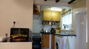 Holiday Home Gemutliches Ferienhaus fur 2 Personen und 1 Kind by Interhome - Image 3