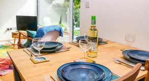 Yew Tree Cottage - Image 3