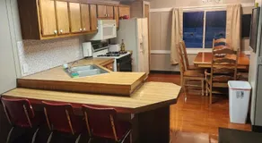 cabin 2 - Image 3