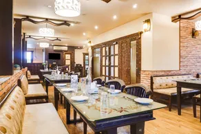 Super Townhouse Oak Prabhat Road - Image 3