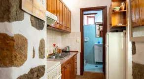 Vintage White House Patmos - Image 5