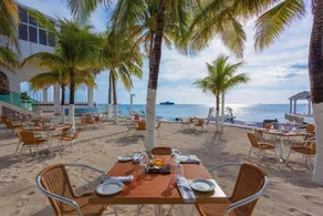 Cozumel Hotel & Resort - Image 3