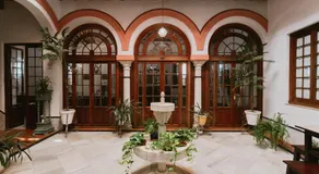 One&lux Casa Maravillas Rooms - Image 2