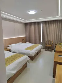 Yintai Business Hotel - Image 2