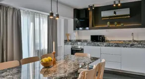 Unirii Center Apartments by Olala Homes - Image 2