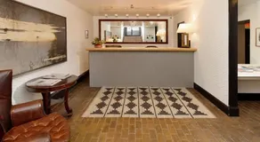 Independence Square 206 | Hotel Room with Central Location, Town Views, & Rooftop Hot Tub - Image 3