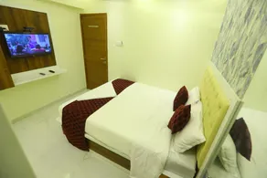 Hotel Samruddhi Comfort Stay - Airoli - Image 4