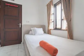 Small Homestay Syariah Sikembar Ciwidey Mitra RedDoorz - Image 1