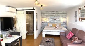Casira gastenkamers & Casitas, Viñuela, Andalucía - Image 2