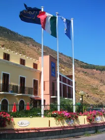 VRCLUB – VILLA RIDENTE - Image 3