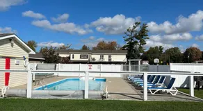 Centennial Motel - Image 1