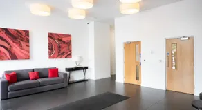 1BR River View - Parking - Sleeps 4 - Image 5