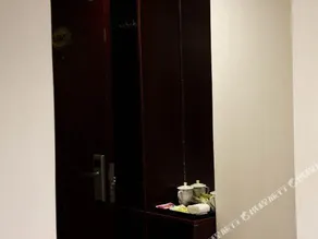 Home Inn Huaxuan Collection Hotel (Guangzhou Railway Station Clocks and Watches City) - Image 2