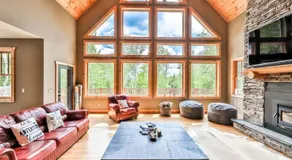 Luxurious Home & Amazing Views - Image 4