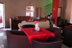 Miraton Guest Lodge - Image 3