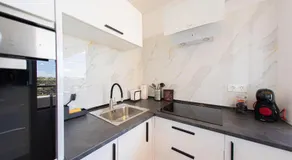 AMAZING APARTMENT WITH STUNNING VIEWS - Image 4