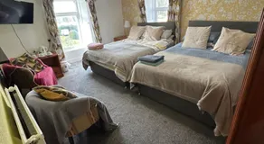 Holland arms hotel - Image 2