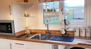 Capledrae Farmstay Shepherds Huts - Image 5