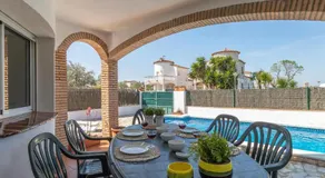 Casa con Piscina, A/A, Wifi, Barbacoa, a 200 m de la Playa - ES-89-75 - Image 3