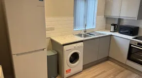 Brand New Luxury Centrally Located 2BR Apartment - Image 3