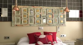 Hostal Esturión - Image 2