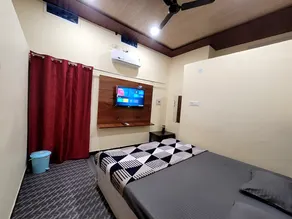 PALLAV GUEST HOUSE - Image 4