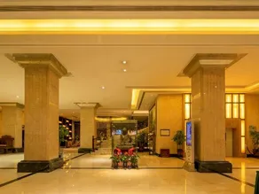 Chengdu Tianren Grand Hotel - Image 2