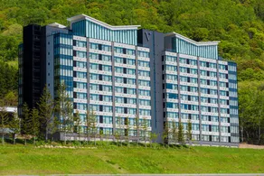 The Vale Rusutsu - Image 2