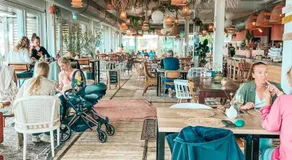 Welcome in - Beneden appartement direct aan het Sneekermeer met tuin - Image 4
