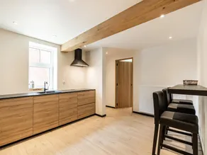 Spacious Family Holiday Home - Image 3