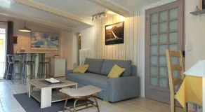 T2 de charme 55 m² au calme avec terrasse ombragée 40m2 - Image 2