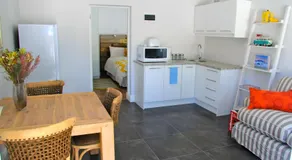 Lazy Days Apartments - Cape Town - Image 4