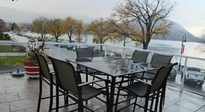 SlumberLodge Hotel - Image 2