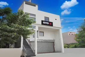 Hotel O The Skyrise Lucknow Hotel - Image 3