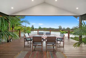 Lilies Lakeside Spa Villa - 1 Bedroom - Image 5