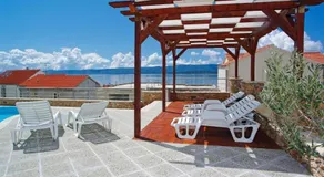 Villa Lara Apartments - Image 4