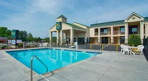 Quality Inn Calhoun North I-75 - Image 3