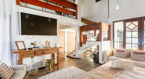 Casa Aconchego Jurerê Internacional,6 quartos , churrasqueira, piscina, 350m do mar - Image 2