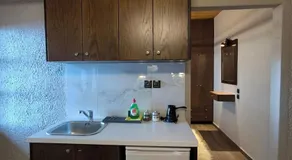 Enastron Guesthouse - Image 5