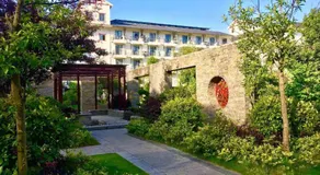 Xi Valley Apartment - Image 5