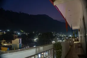 Hotel Lovekush - Image 2